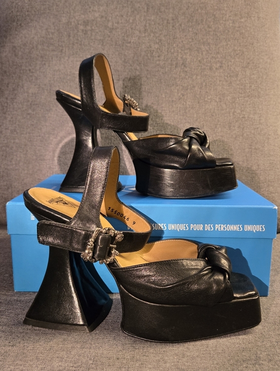 John Fluevog Shoes - John Fluevog x Anna Sui Deee Munsters Black Platform Heels Sculptural Size 9